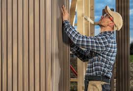 How To Choose The Right Materials for Your Siding Installation in 'Riverbank, CA